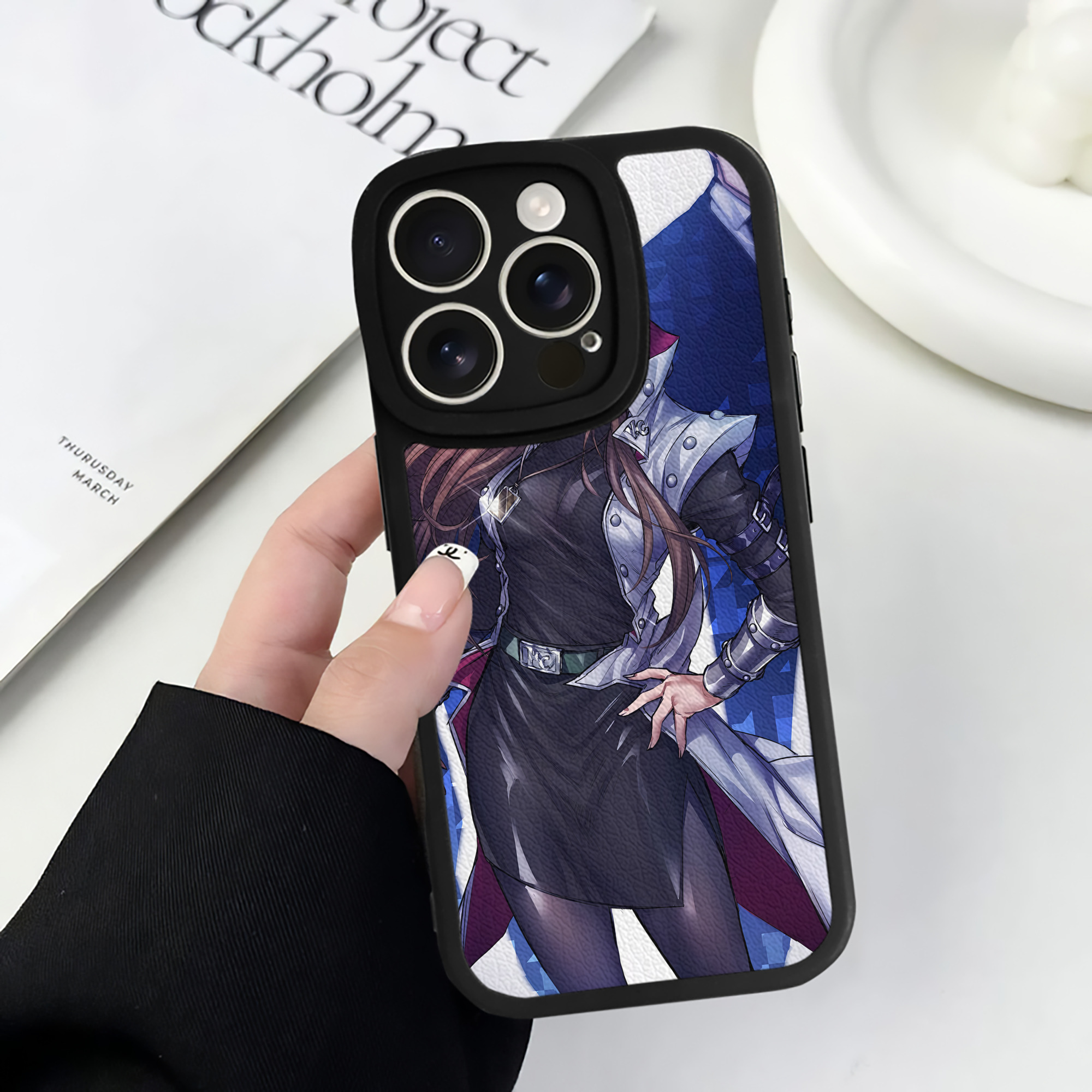 （画像用） 遊☆戯☆王 Yu-Gi-Oh! 【iPhone 16シリーズ対応】シリコンスマホケース（レザー調） 材質：シリコン